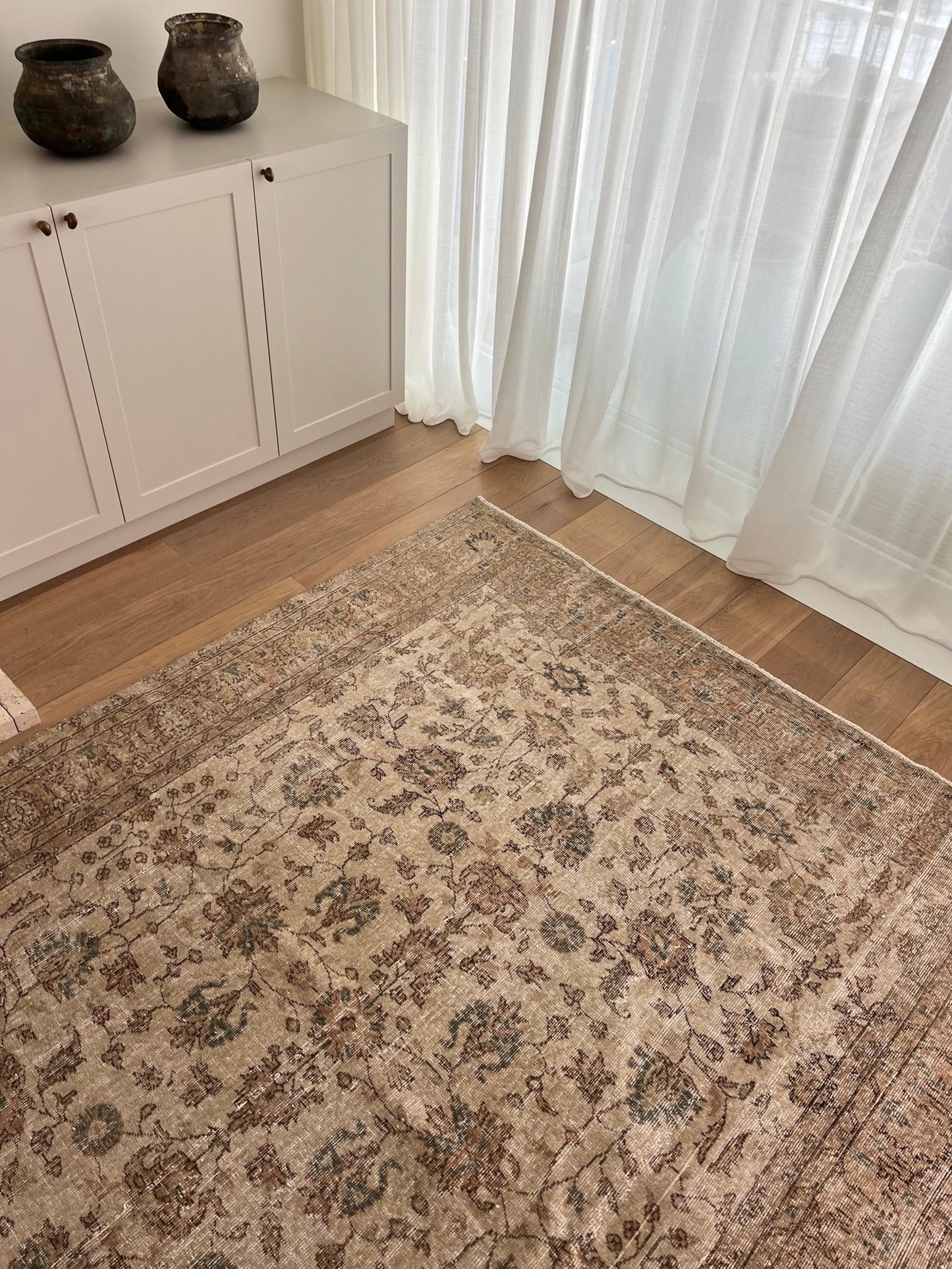 RUG.37 - Tenth Avenue -