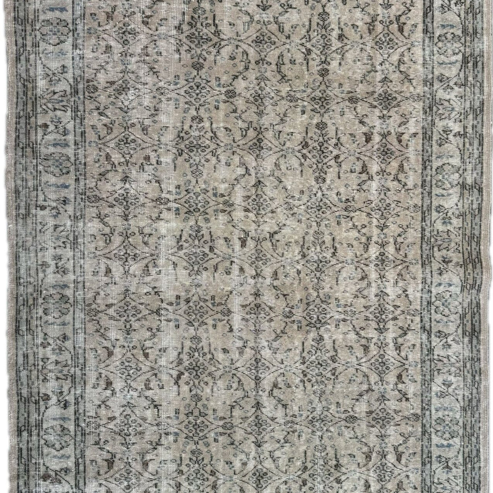 
                  
                    Five - Tenth Avenue - Vintage Turkish Rug
                  
                