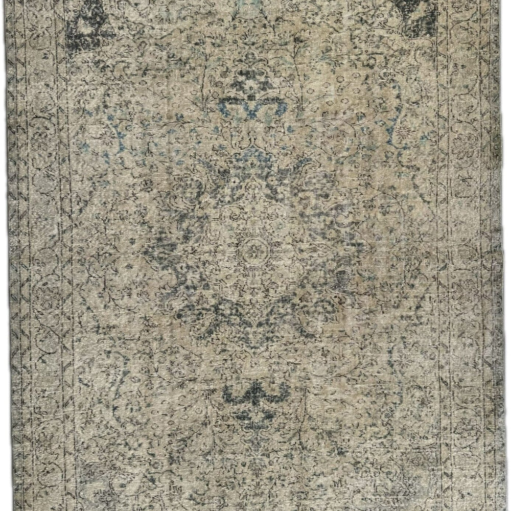 
                      
                        Nine - Tenth Avenue - Vintage Turkish Rug
                      
                    