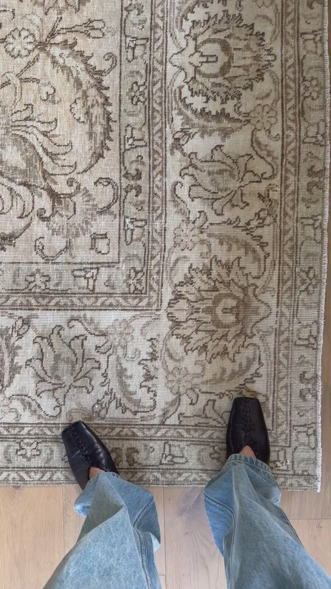 Rug.48 | 304 x 396cm