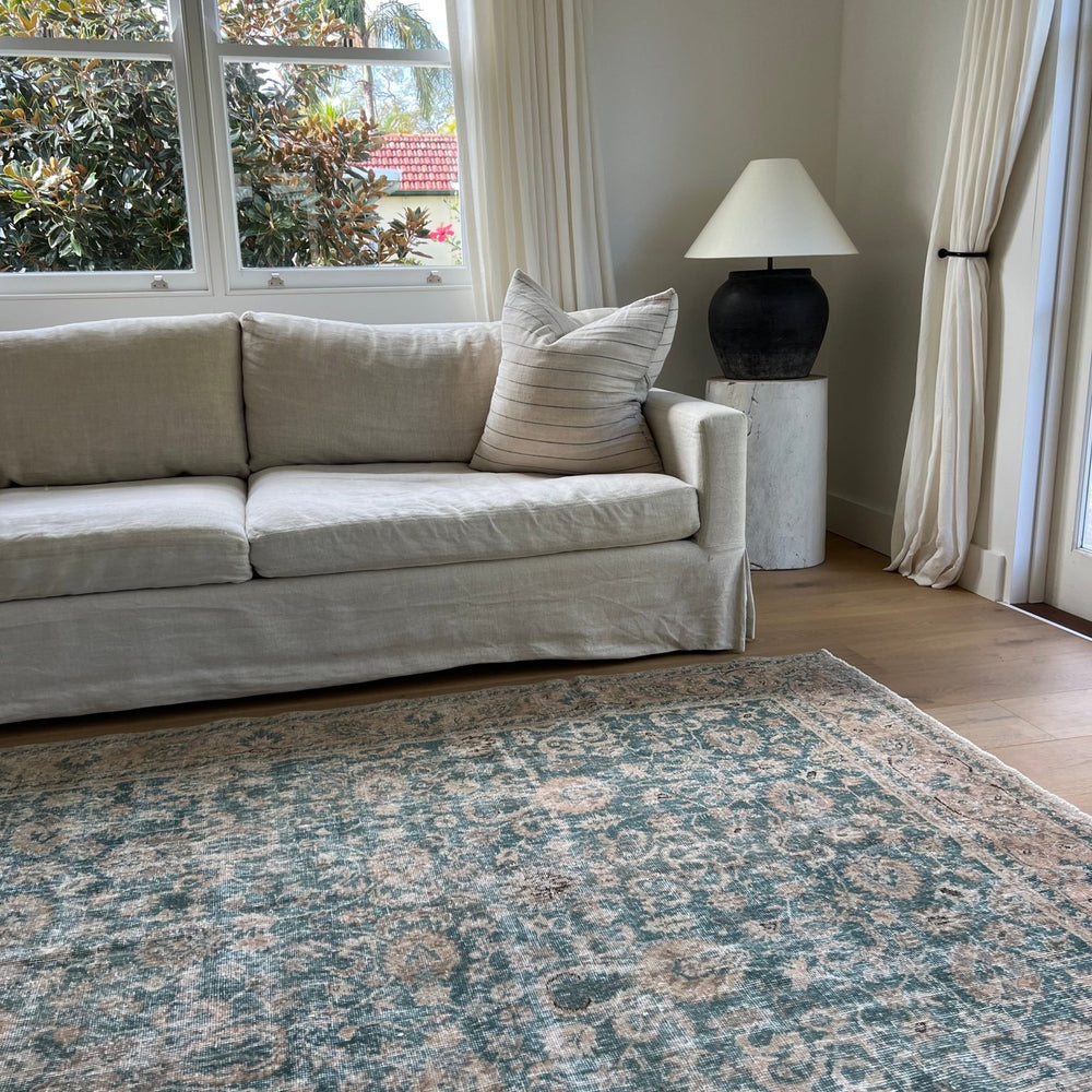 
                      
                        rug thirty - Tenth Avenue - 
                      
                    