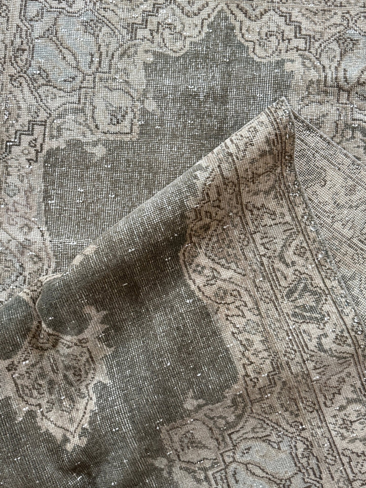 Rug.101 | 111 x 215cm | Vintage Turkish Scatter Rug - Tenth Avenue - Vintage Turkish Rug