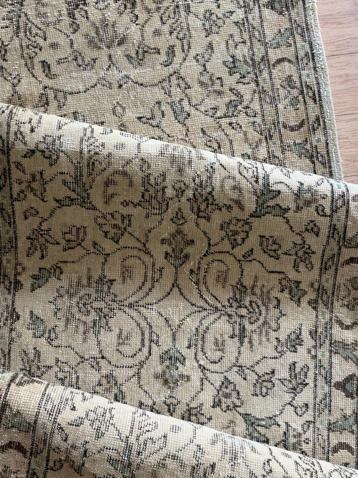 Rug.111 | 85 x 337cm | Vintage Oushak Runner - Tenth Avenue - Vintage Turkish Rug