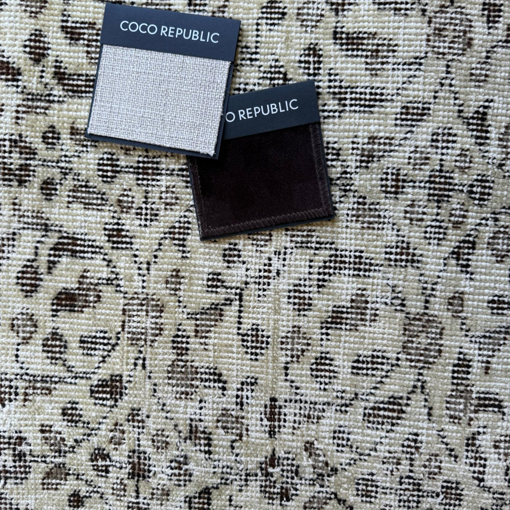 
                  
                    RUG.33 | 115 x 210cm - Tenth Avenue - Vintage Turkish Rug
                  
                