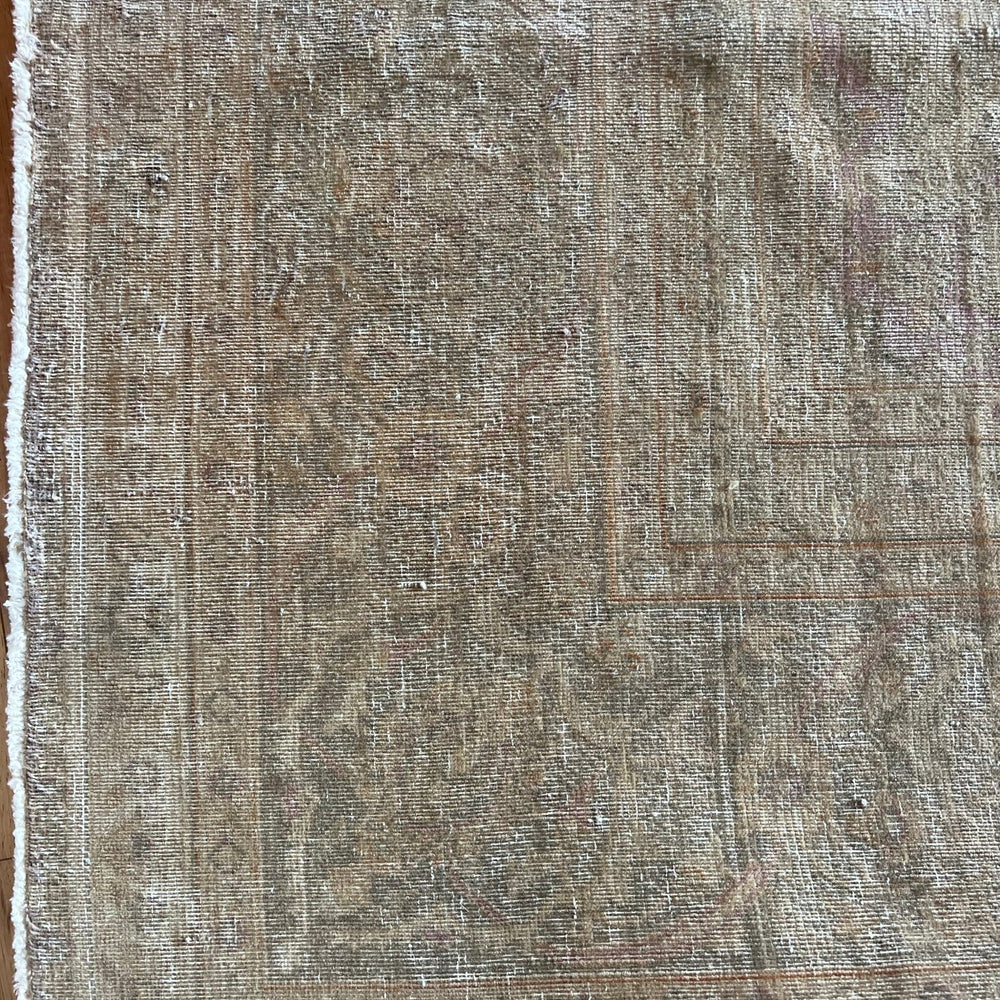 
                      
                        RUG.42 - Tenth Avenue - 
                      
                    