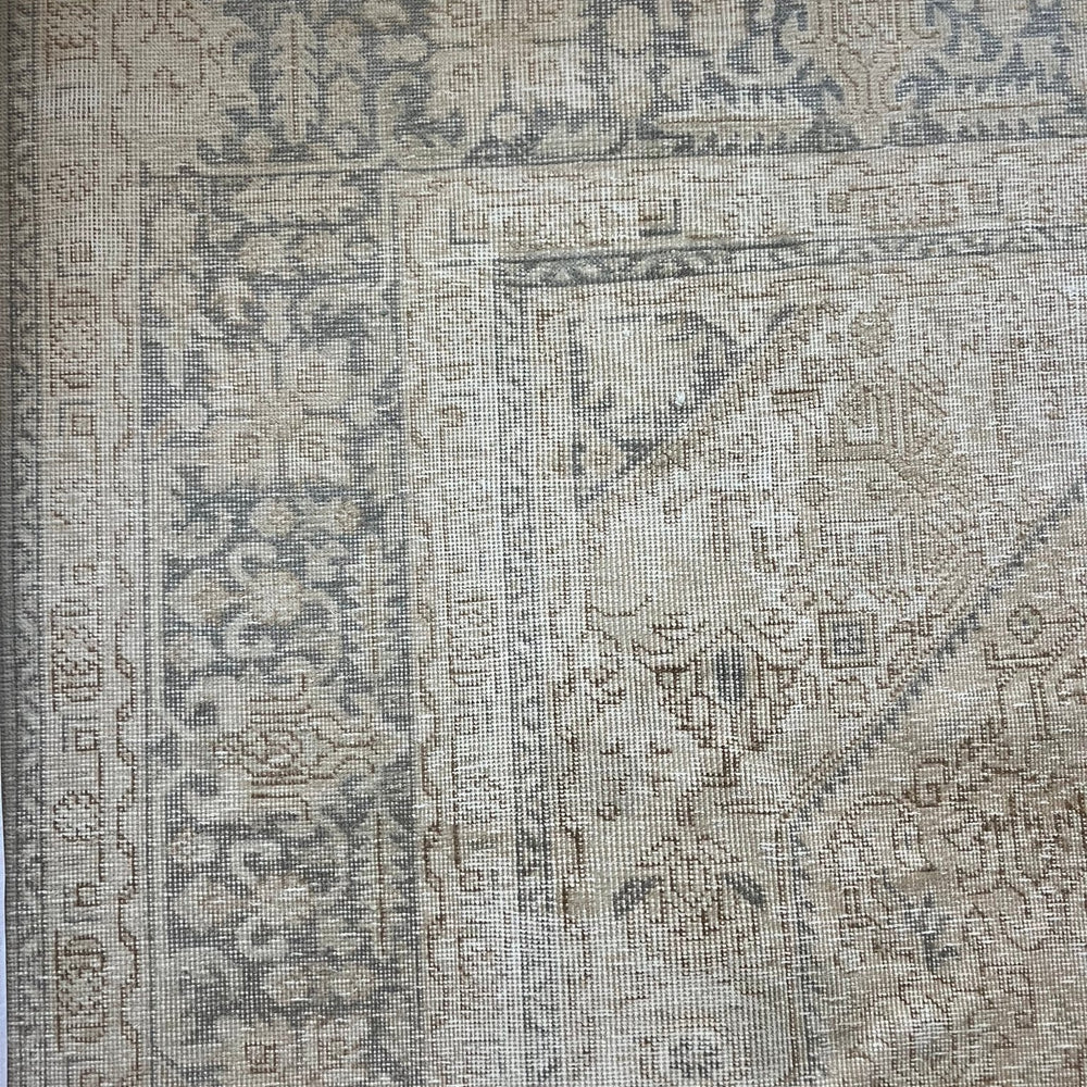 
                      
                        RUG.44 - Tenth Avenue - Vintage Turkish Rug
                      
                    