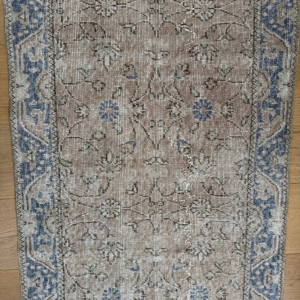 
                  
                    Rug.47 | 82 x 335cm - Tenth Avenue - Vintage Turkish Rug
                  
                