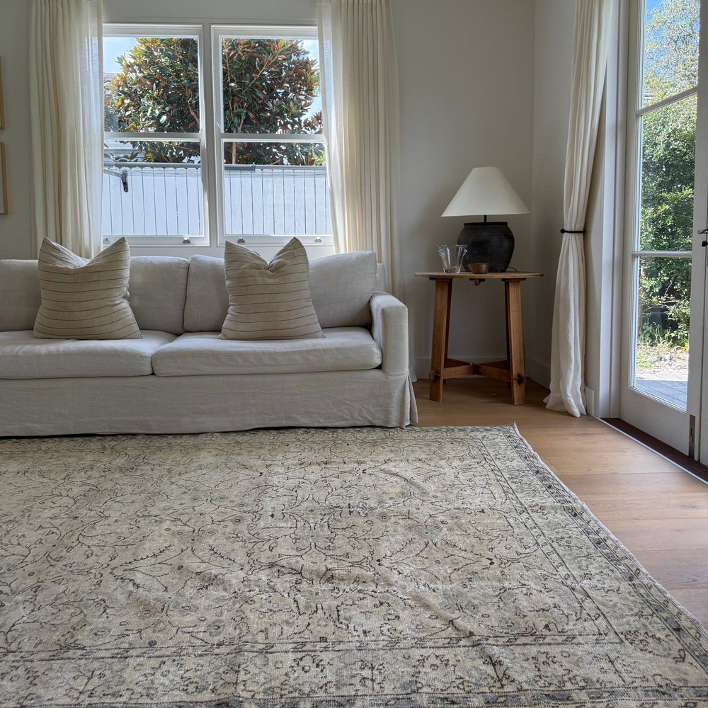 
                  
                    Rug.49 | 213 x 304 - Tenth Avenue - Vintage Turkish Rug
                  
                