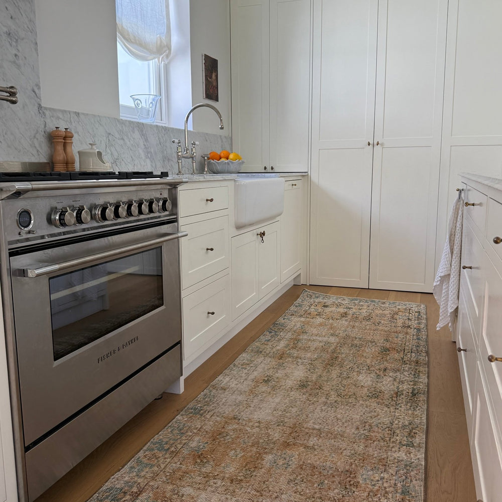 
                  
                    Rug.65 | 91 x 335cm - Tenth Avenue - Vintage Turkish Rug
                  
                