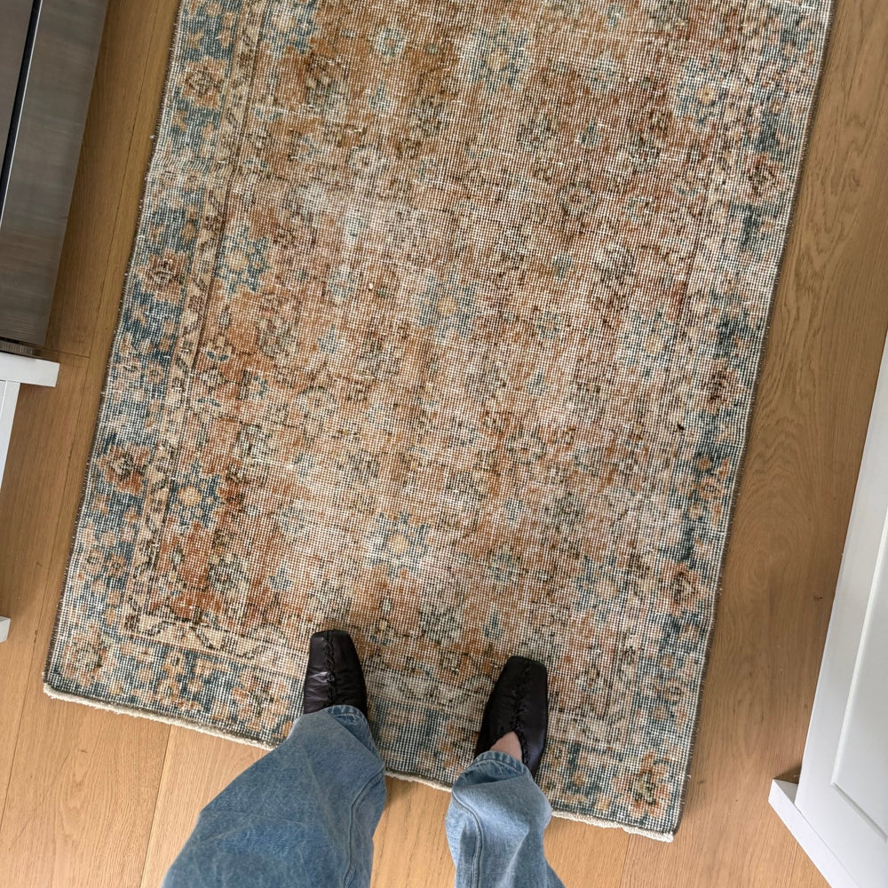 
                  
                    Rug.65 | 91 x 335cm - Tenth Avenue - Vintage Turkish Rug
                  
                