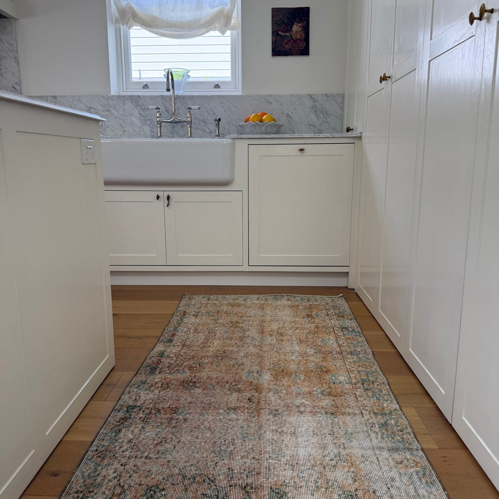 
                  
                    Rug.65 | 91 x 335cm - Tenth Avenue - Vintage Turkish Rug
                  
                