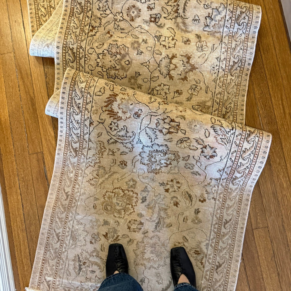 
                  
                    Rug.66 | 77 x 344cm - Tenth Avenue - Vintage Turkish Rug
                  
                