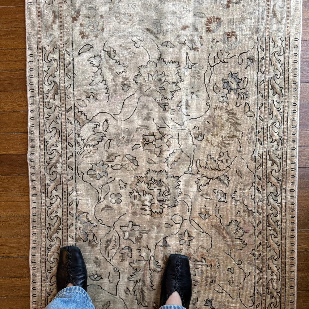 
                  
                    Rug.66 | 77 x 344cm - Tenth Avenue - Vintage Turkish Rug
                  
                