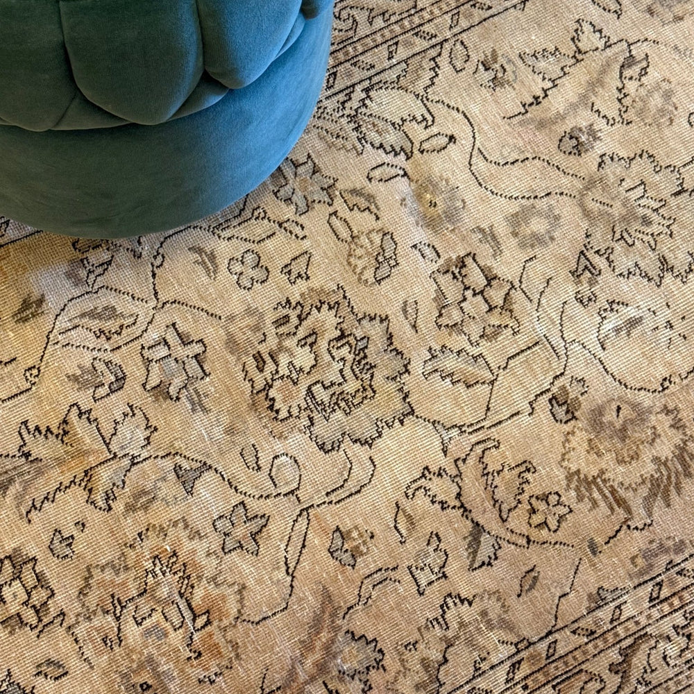 
                  
                    Rug.66 | 77 x 344cm - Tenth Avenue - Vintage Turkish Rug
                  
                