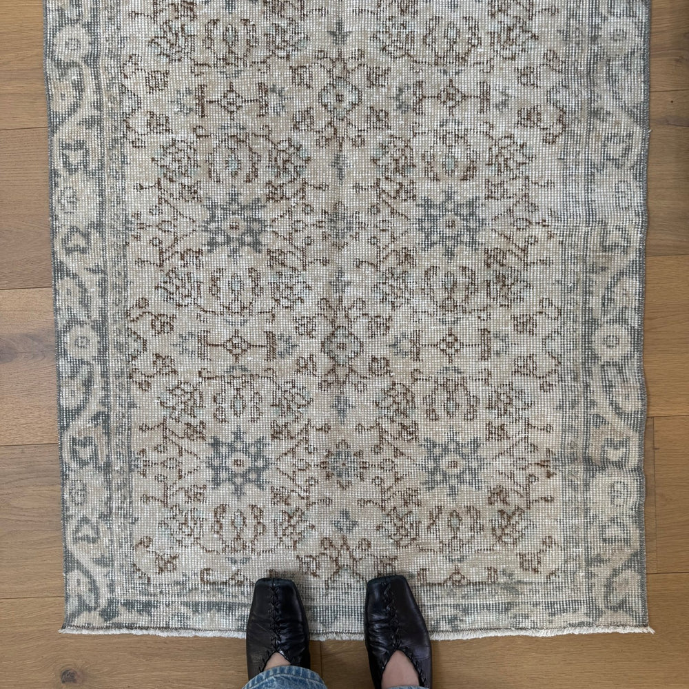 
                  
                    Rug.67 | 83 x 325cm - Tenth Avenue - Vintage Turkish Rug
                  
                