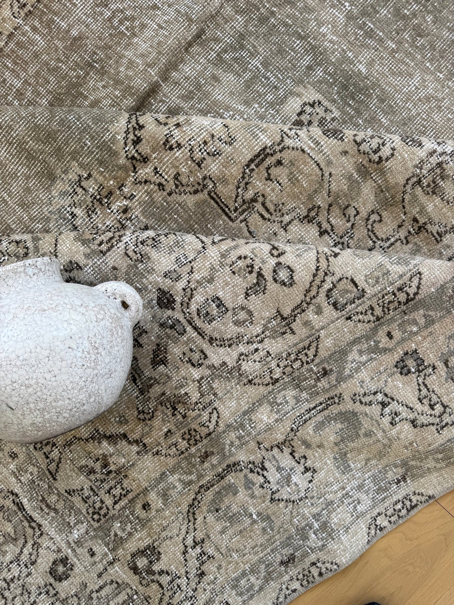 Rug.69 | 204 x 290cm - Tenth Avenue - Vintage Turkish Rug