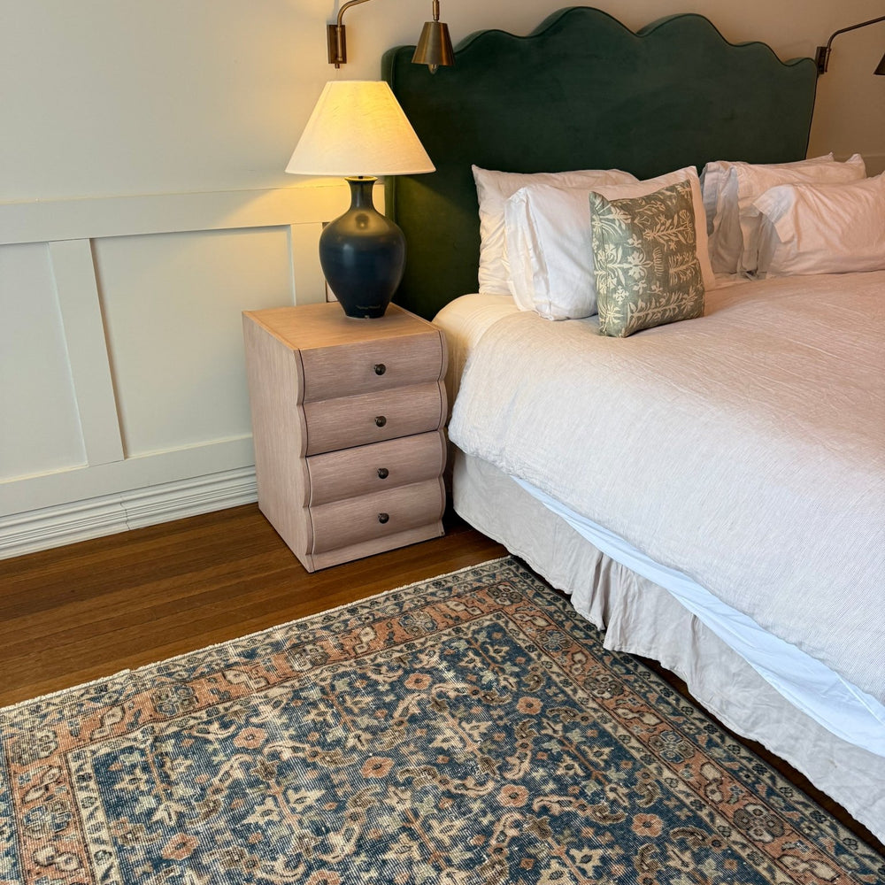 
                  
                    Rug.72 | 147 x 257cm - Tenth Avenue - Vintage Turkish Rug
                  
                