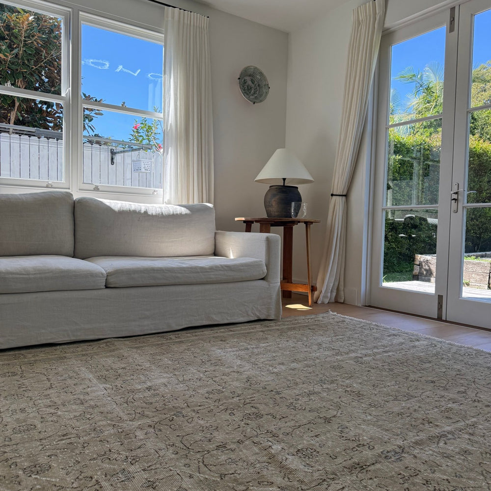 
                  
                    Rug.74 | 230 x 330cm - Tenth Avenue - Vintage Turkish Rug
                  
                