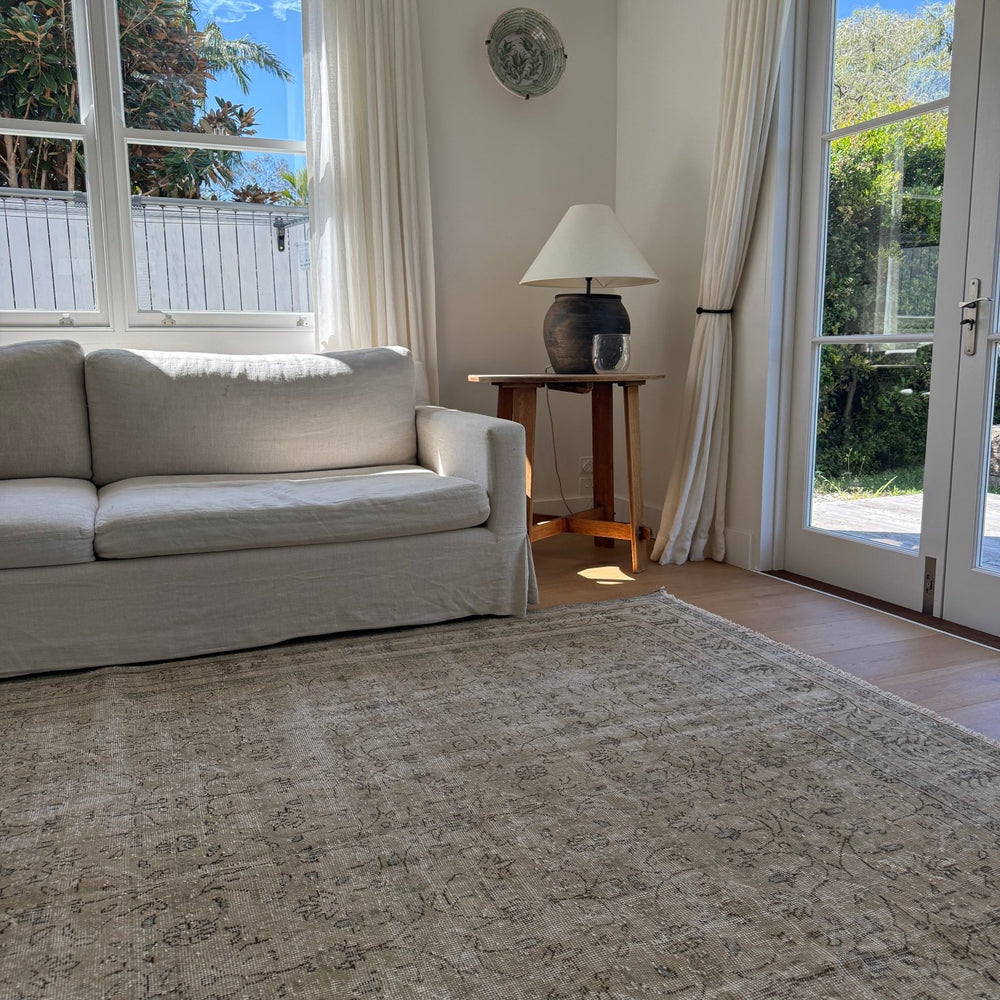 
                  
                    Rug.74 | 230 x 330cm - Tenth Avenue - Vintage Turkish Rug
                  
                