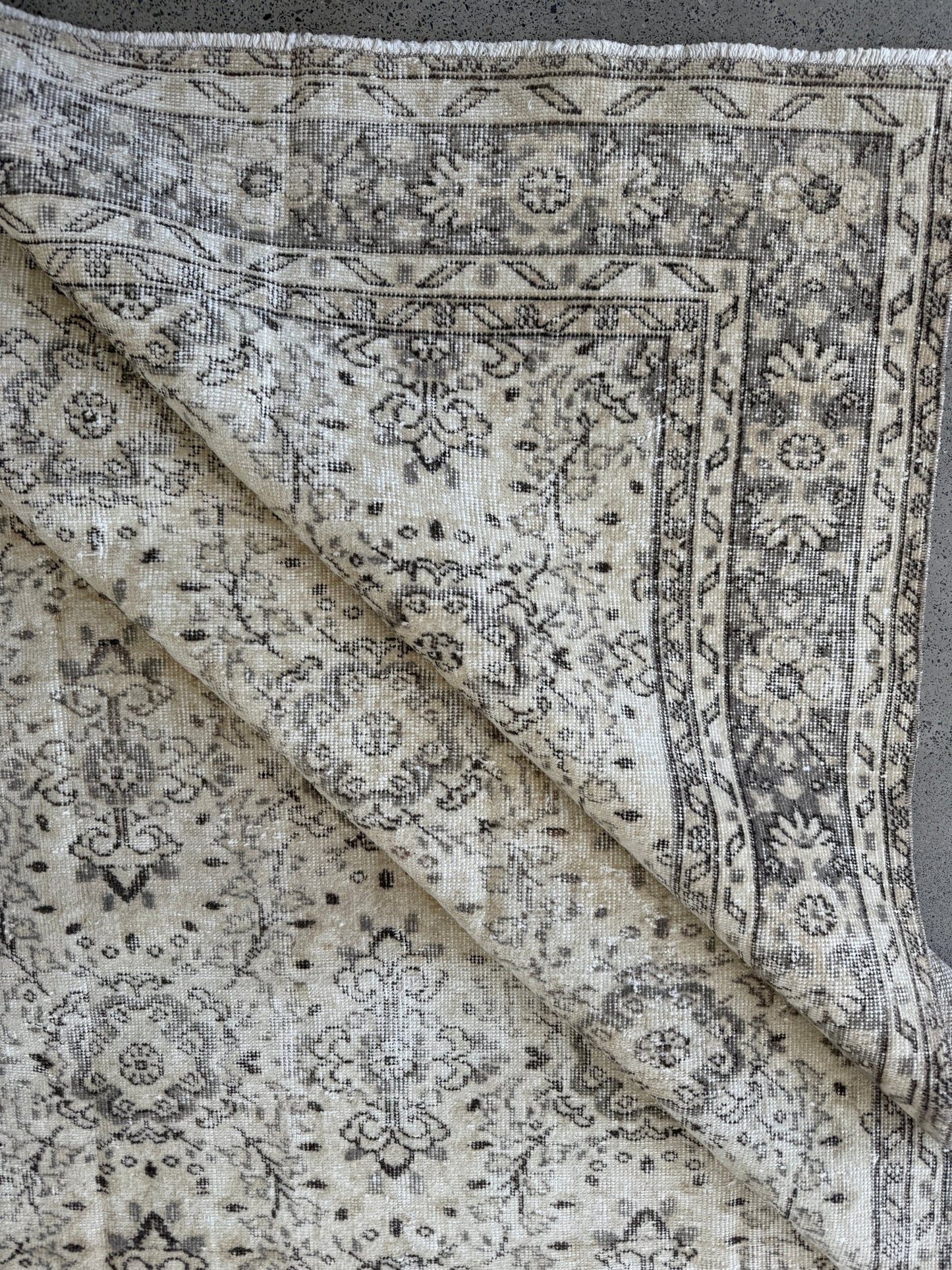 Rug.82 |212 x 310cm - Tenth Avenue - Vintage Turkish Rug