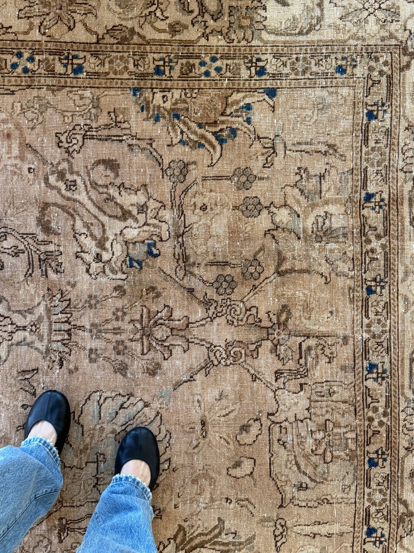 Rug.84 |305 x 408cm | Oversized Vintage Turkish Rug - Tenth Avenue - Vintage Turkish Rug
