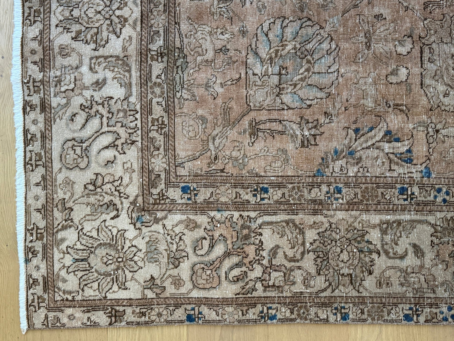 Rug.84 |305 x 408cm | Oversized Vintage Turkish Rug - Tenth Avenue - Vintage Turkish Rug