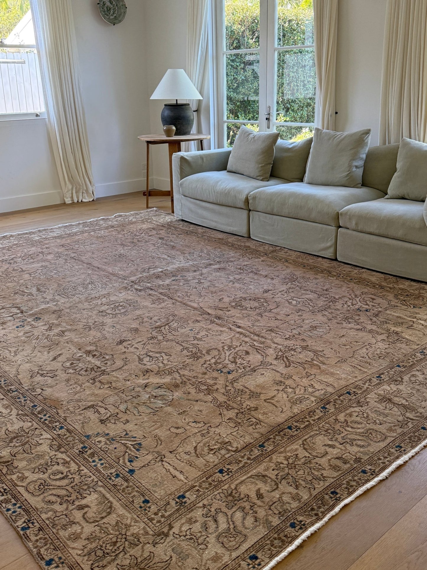 Rug.84 |305 x 408cm | Oversized Vintage Turkish Rug - Tenth Avenue - Vintage Turkish Rug