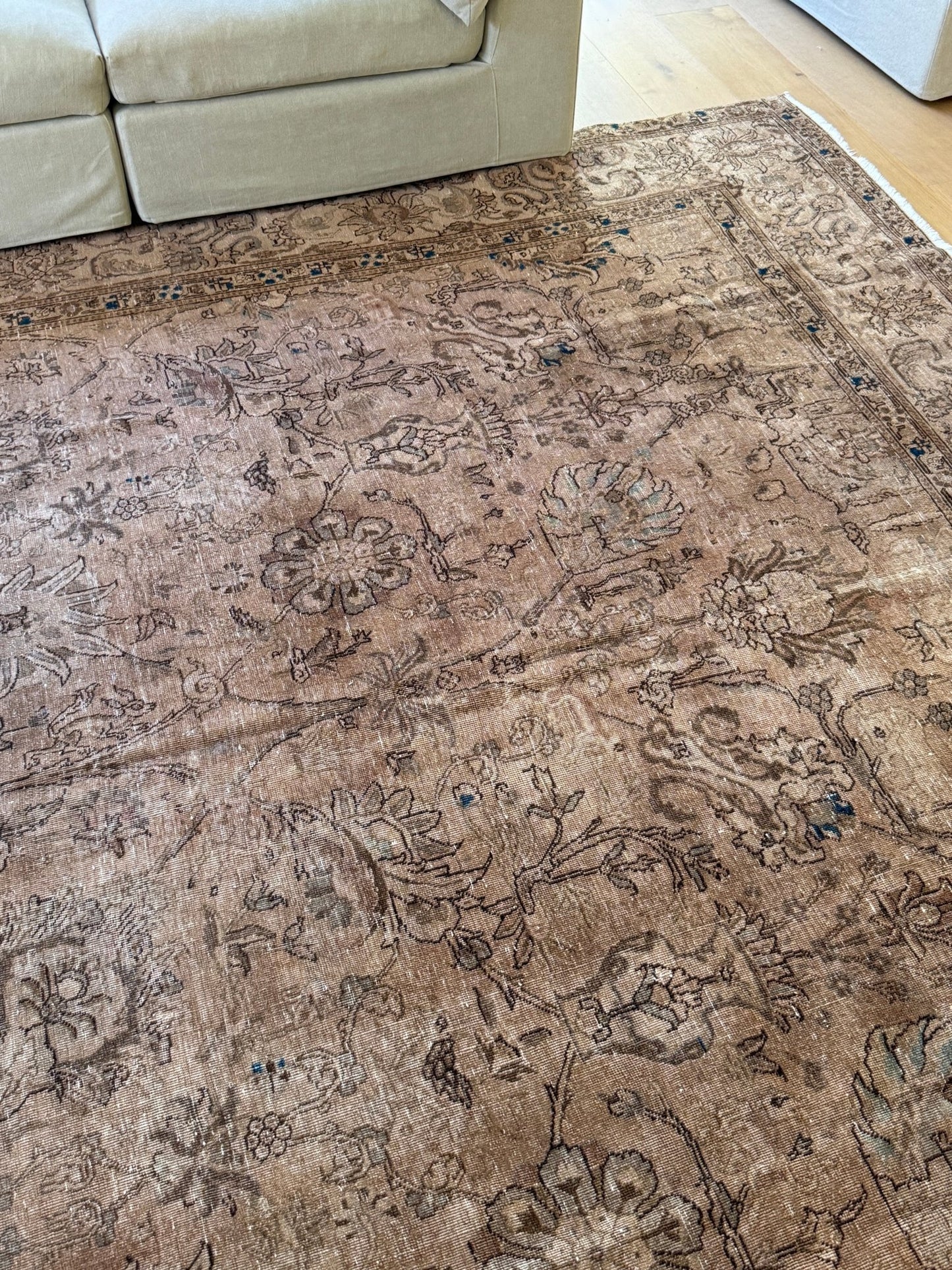 Rug.84 |305 x 408cm | Oversized Vintage Turkish Rug - Tenth Avenue - Vintage Turkish Rug