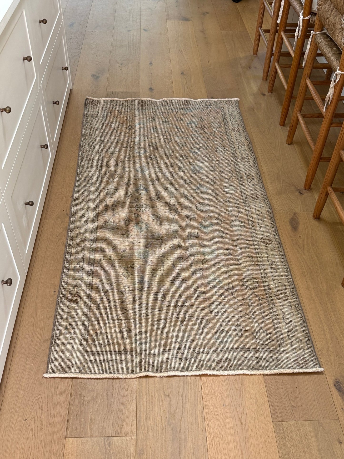 Rug.89 | 97 x 187cm | Vintage Oushak Turkish Scatter Rug - Tenth Avenue - Vintage Turkish Rug